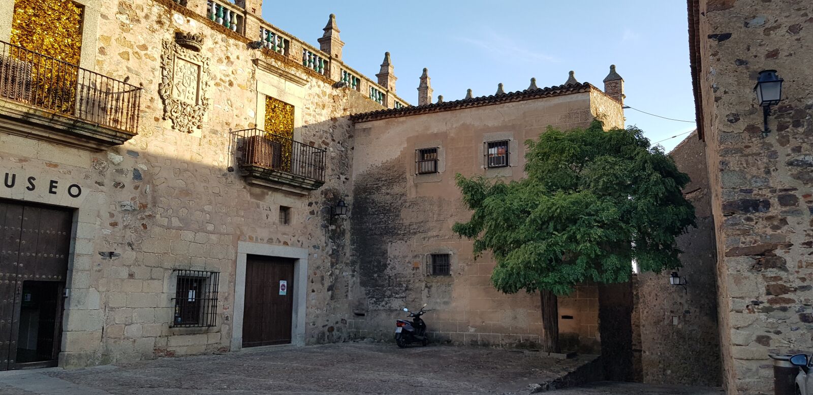 Samsung SM-N950F sample photo. Cáceres, city, extremadura photography