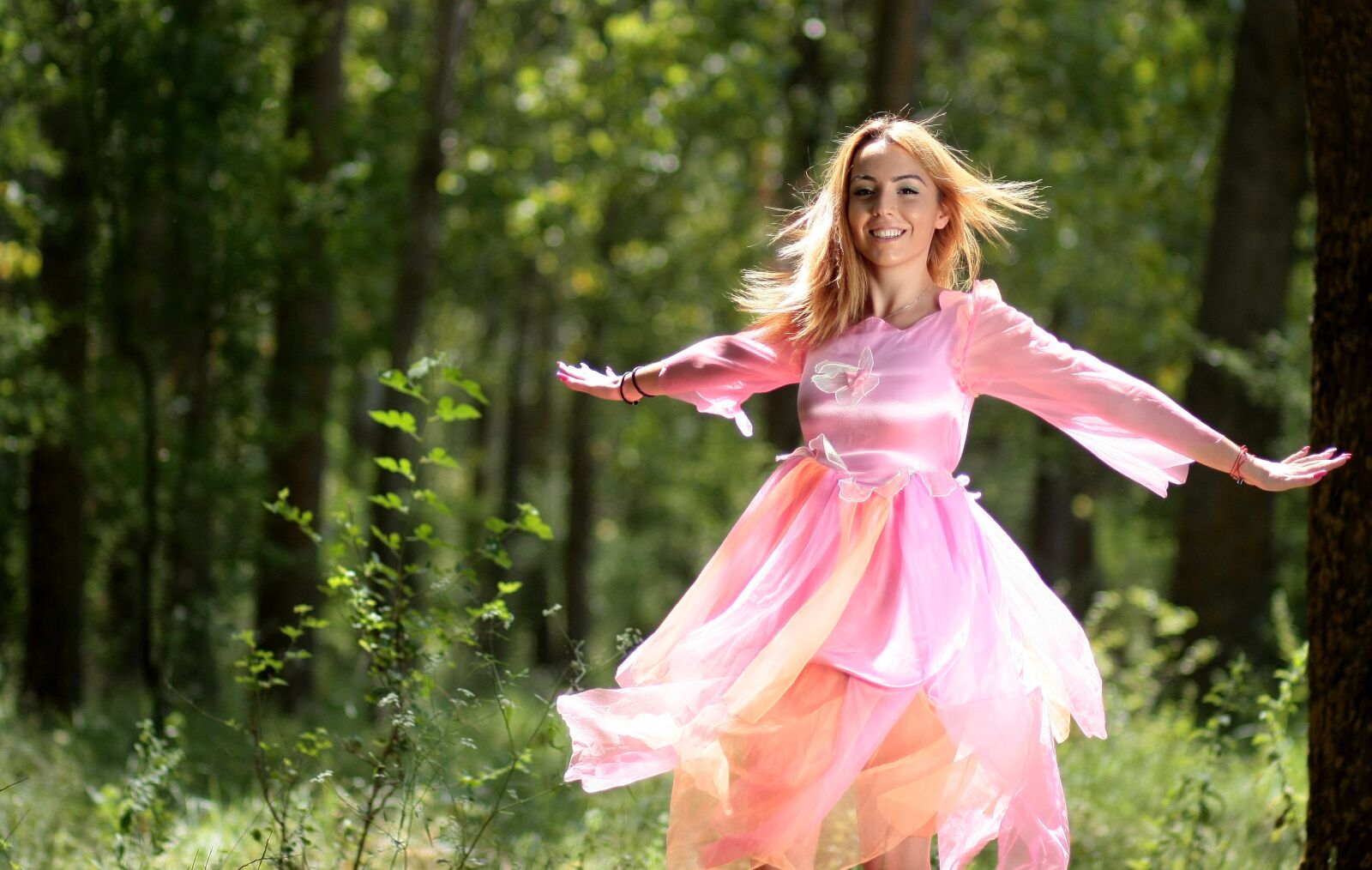 Canon EOS 450D (EOS Rebel XSi / EOS Kiss X2) sample photo. Girl, fairy, forest photography