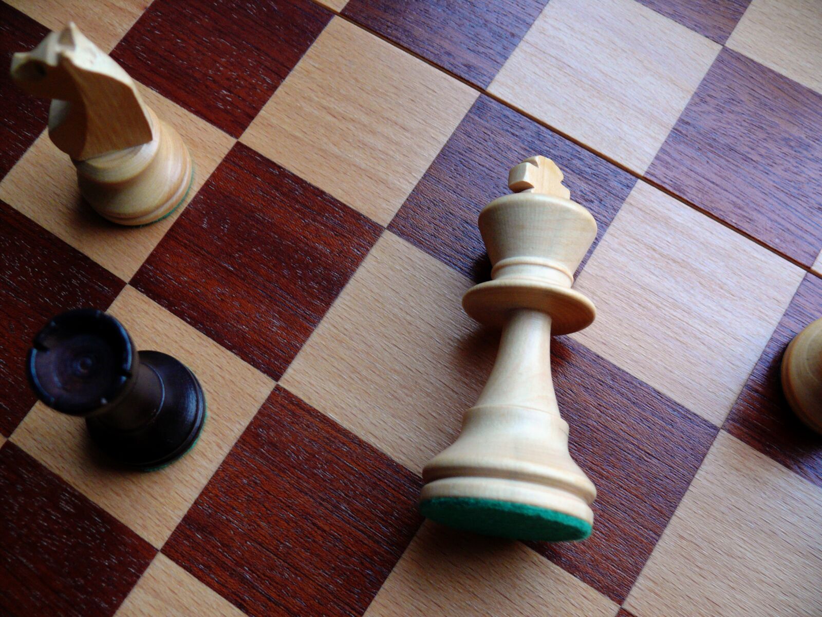 Leica V-LUX 1 sample photo. Chess, chess board, chess photography