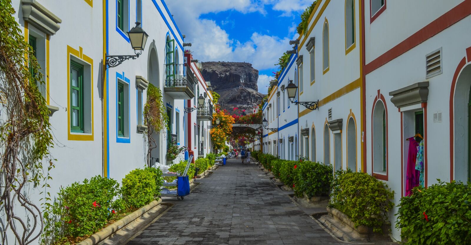 Nikon D5100 sample photo. Road, alley, houses photography