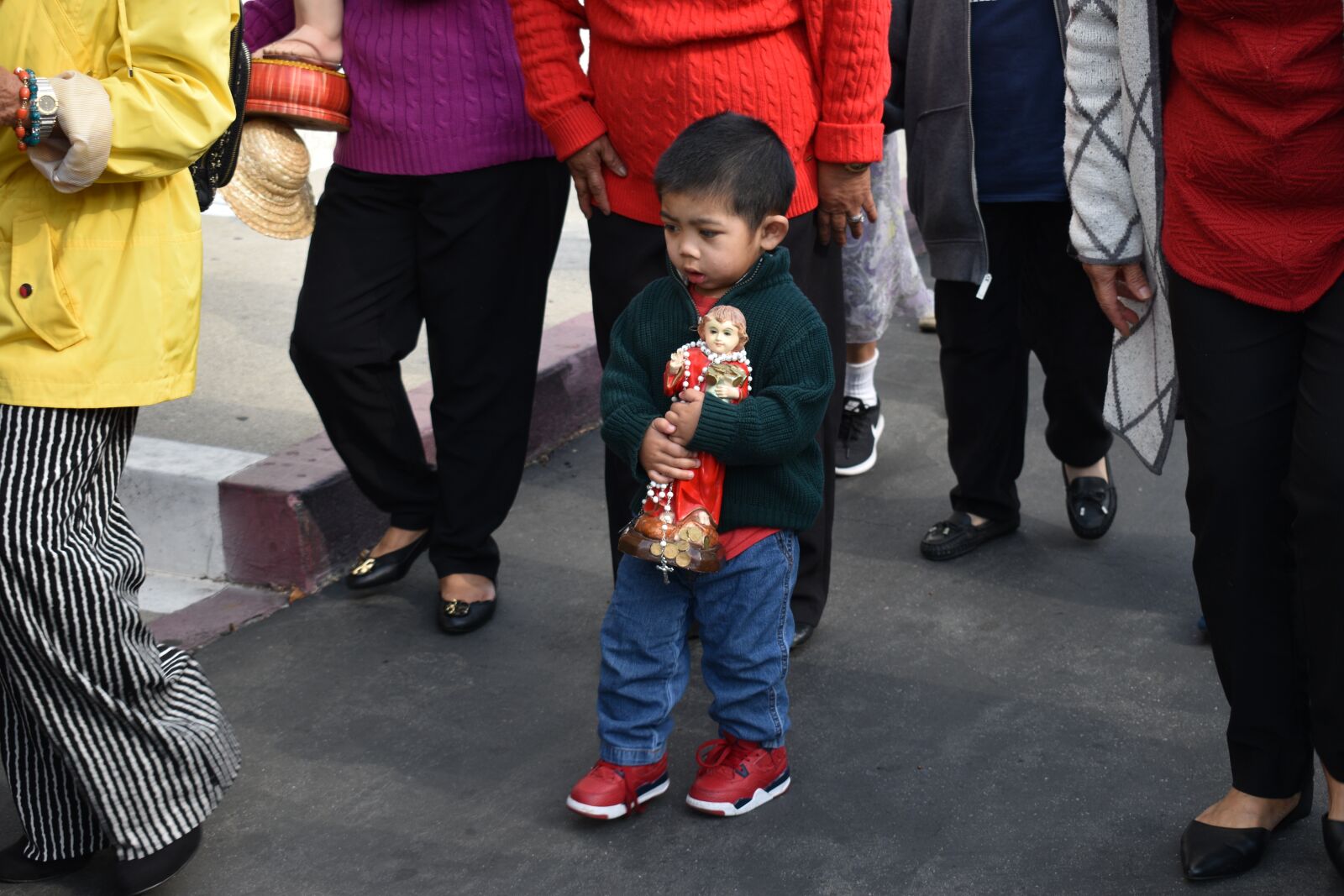 Nikon D3500 sample photo. Devotees, procession, faith photography