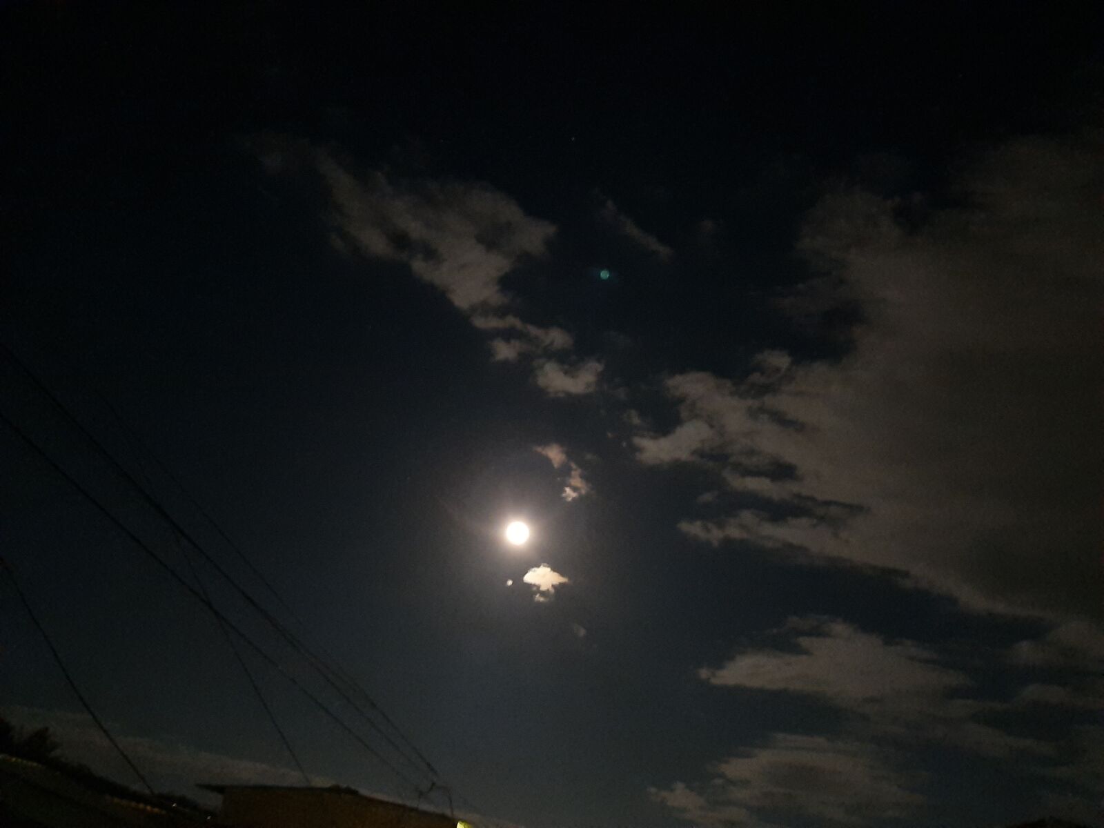 Samsung Galaxy A50 sample photo. Moon, night photography