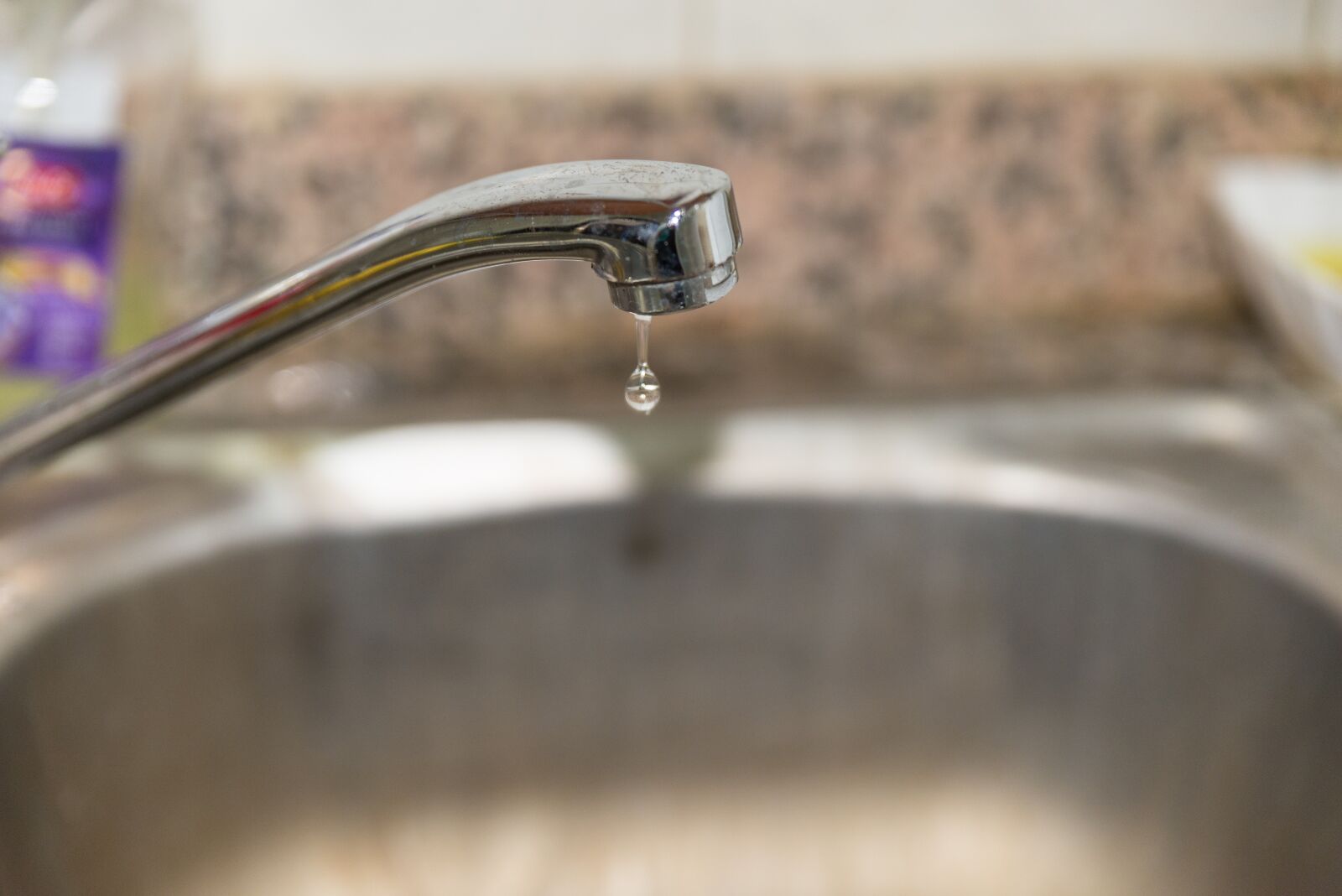 Tamron SP 24-70mm F2.8 Di VC USD sample photo. Water drop, water, liquid photography