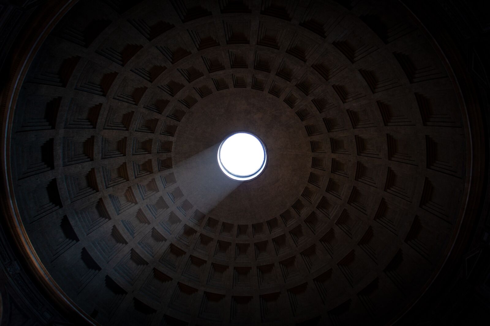 Canon EOS 5D Mark II sample photo. Pantheon, rome, italy photography