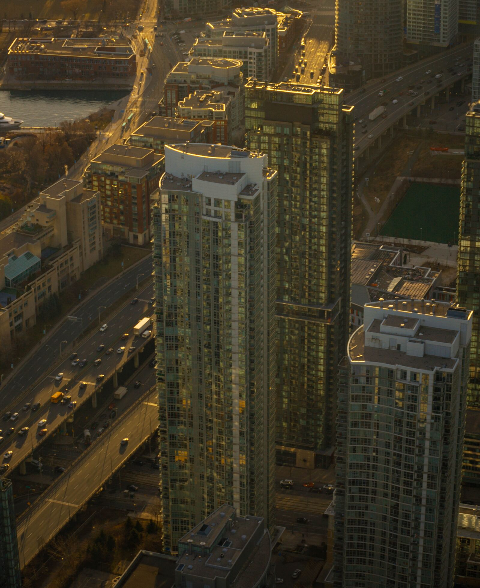 Nikon D7200 sample photo. Canada day, toronto, architecture photography