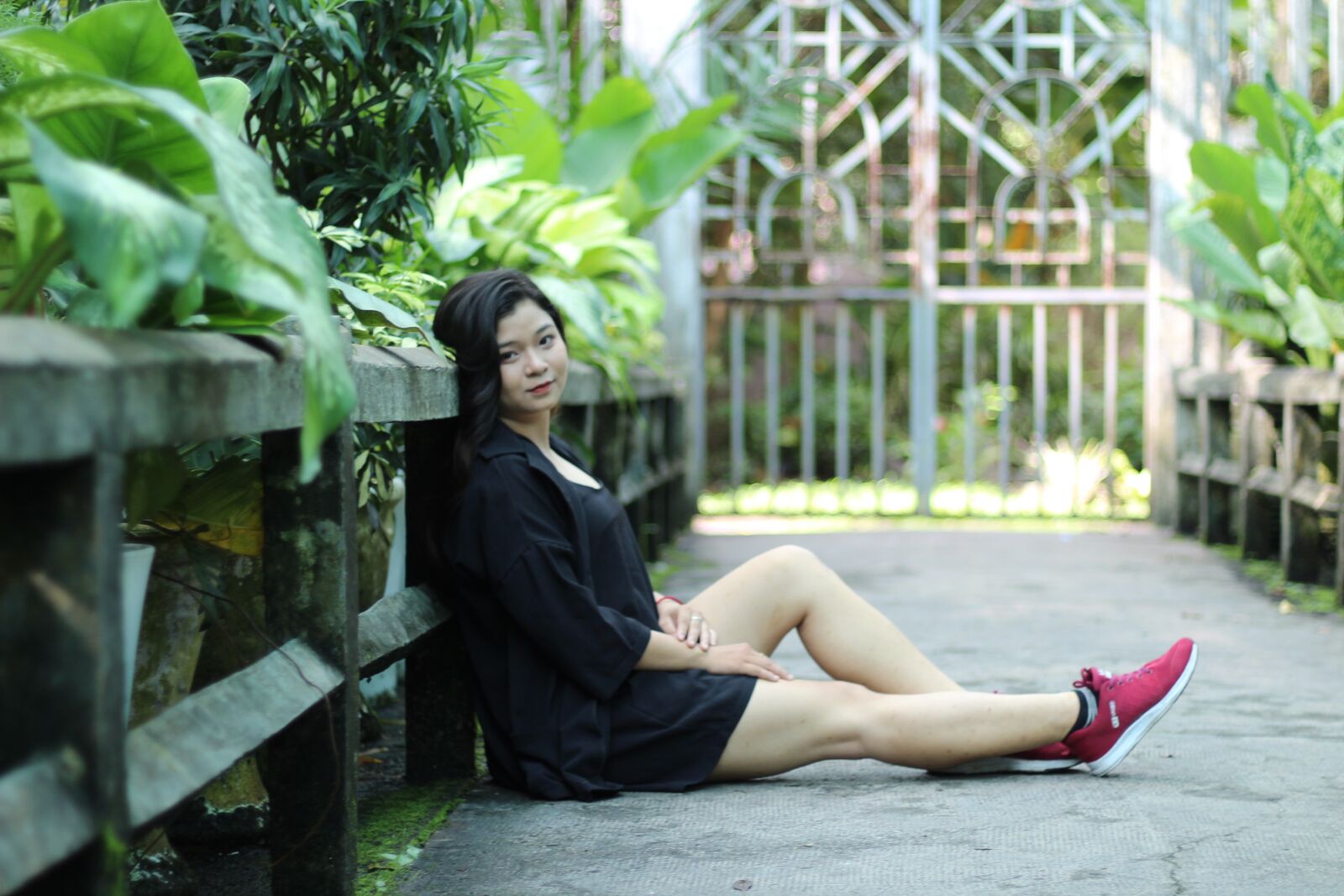 Canon EOS 1300D (EOS Rebel T6 / EOS Kiss X80) + Canon EF 50mm F1.8 STM sample photo. Vietnamese, vietnam, asian photography