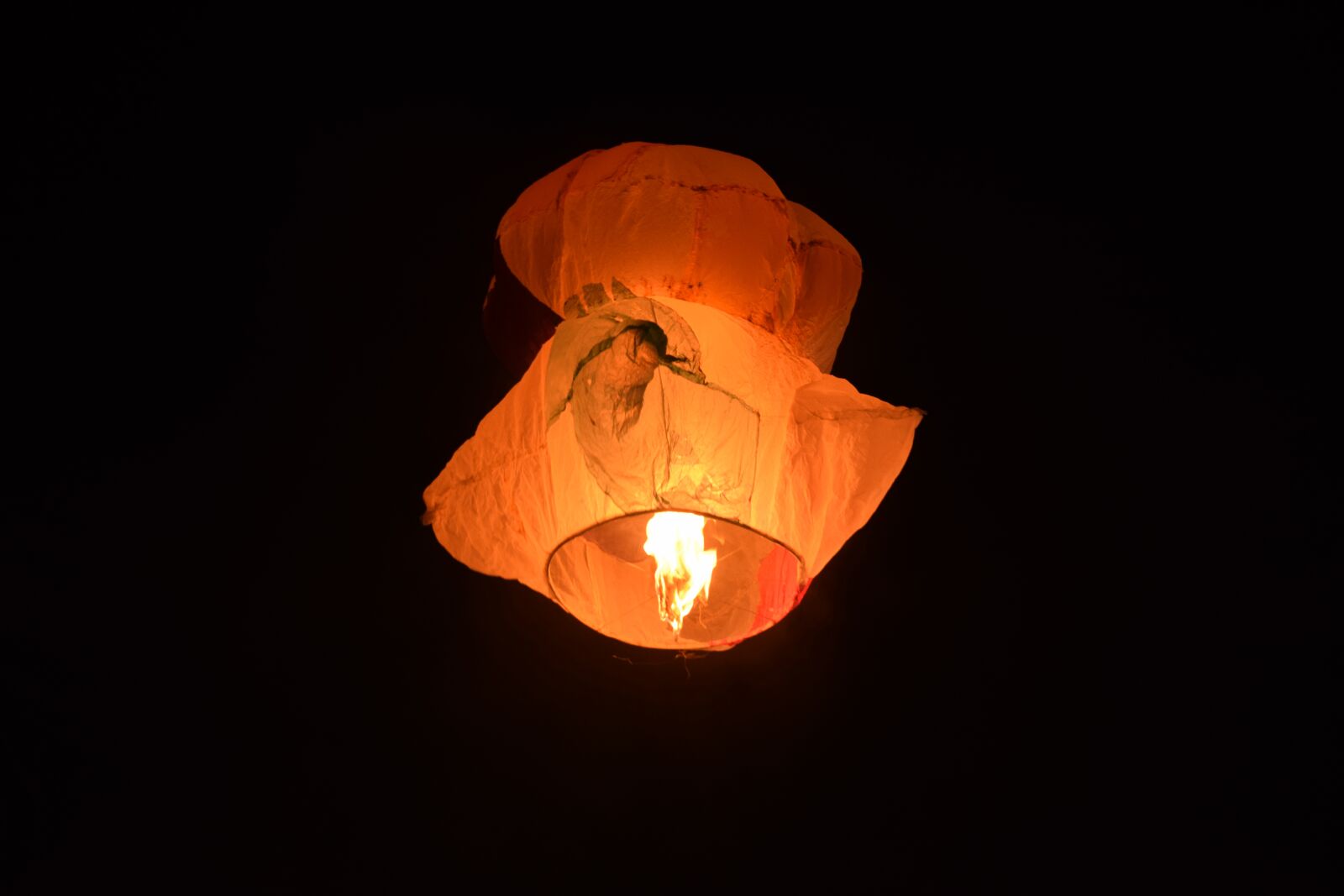 Nikon D3300 sample photo. Sky lantern, lanterns, buddhism photography