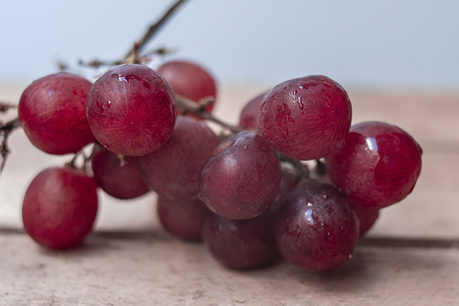 Nikon D600 sample photo. Grapes, fruit, vitamins photography