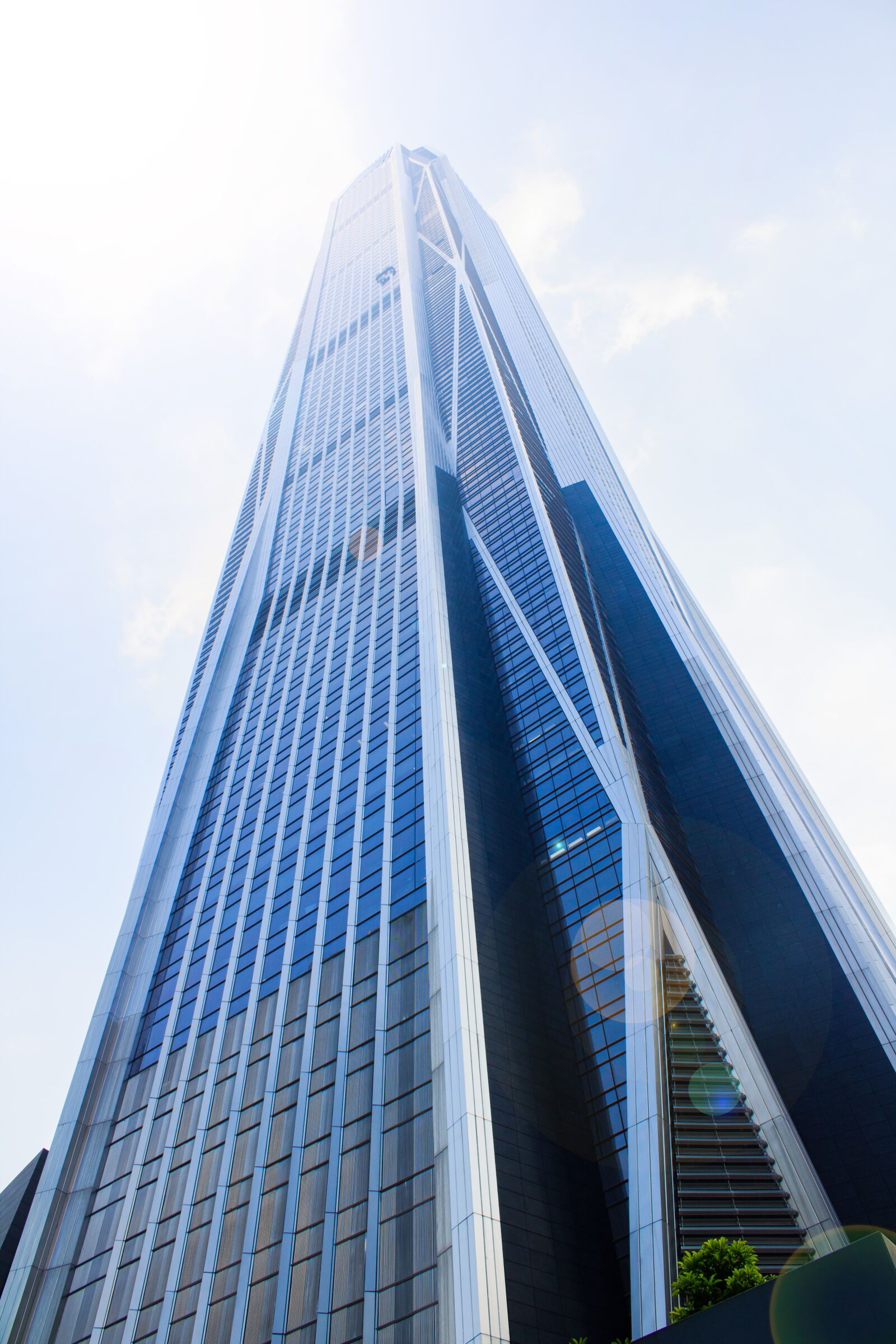 Canon EOS 1300D (EOS Rebel T6 / EOS Kiss X80) sample photo. Skyscraper, high building, architecture photography