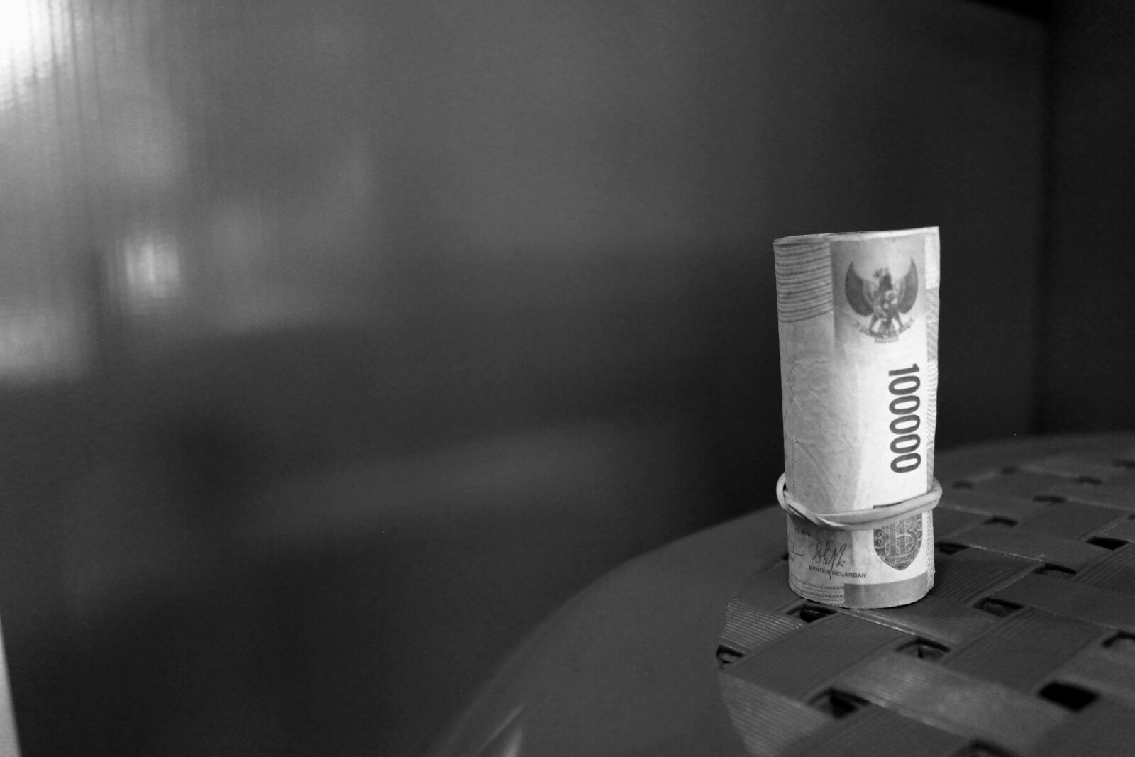 Canon EOS 600D (Rebel EOS T3i / EOS Kiss X5) sample photo. Money, rupiah, salary photography