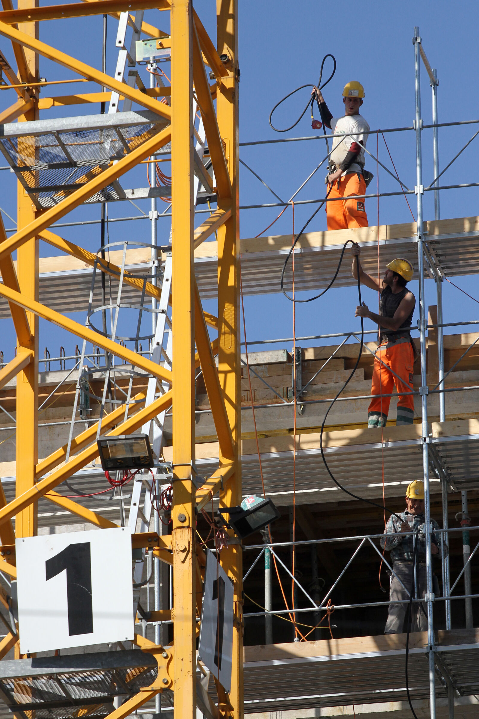 Canon EOS 7D sample photo. Construction, construction, worker photography