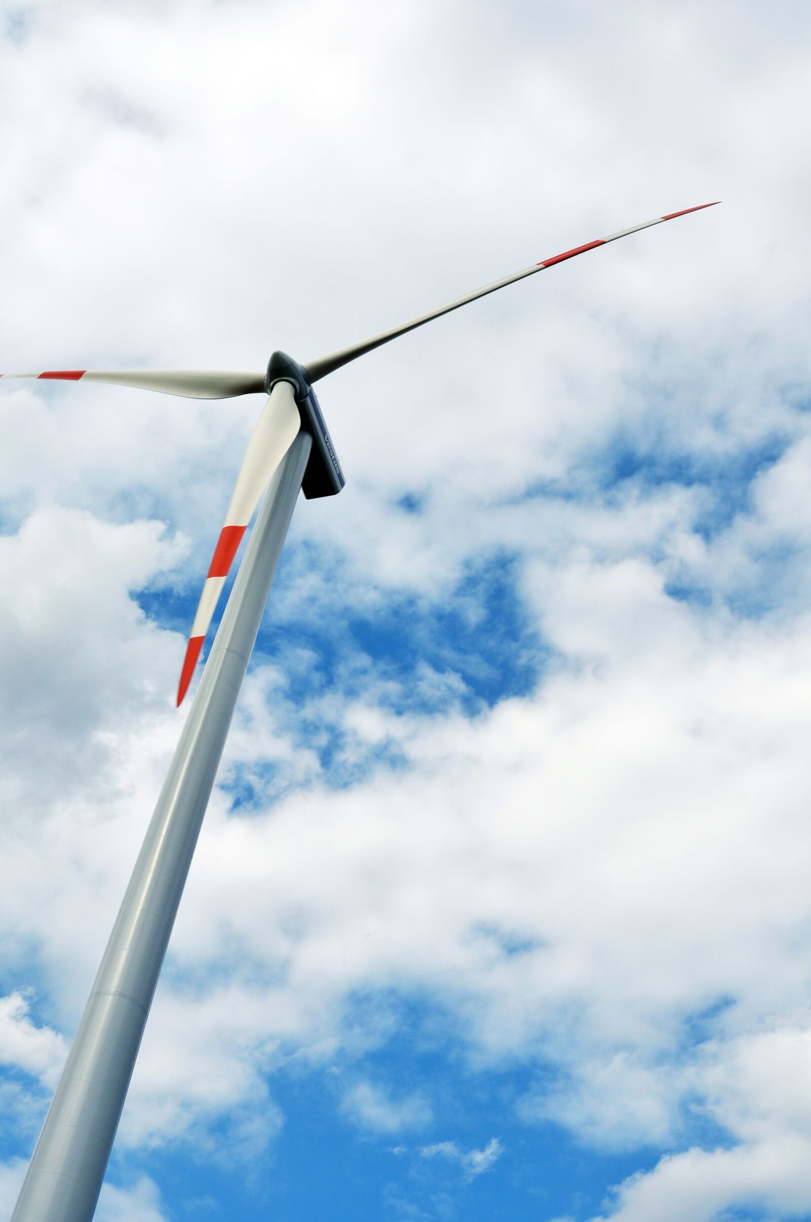 Nikon D90 sample photo. Windmill, sky, blue photography