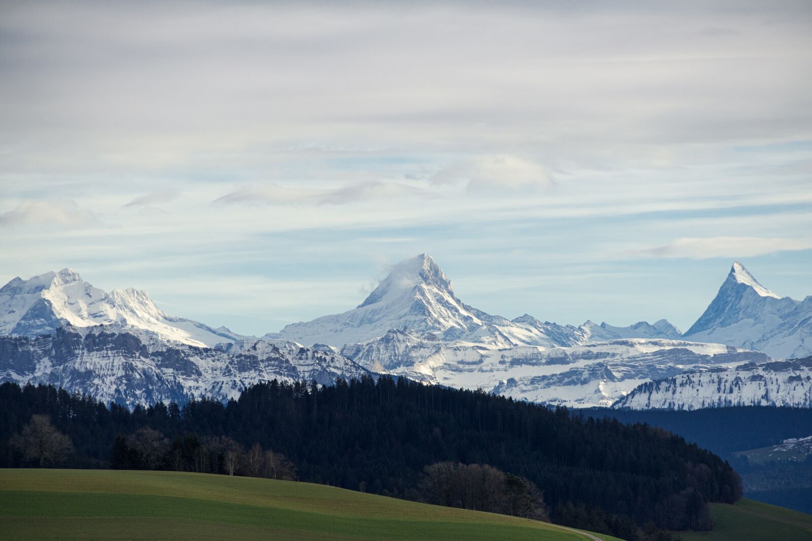 Canon EOS R sample photo. Wetterhorn, schreckhorn, finsteraarhorn photography