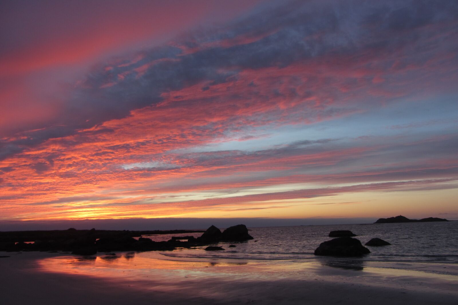 Canon PowerShot SX230 HS sample photo. Lofoten, sunset, beach photography