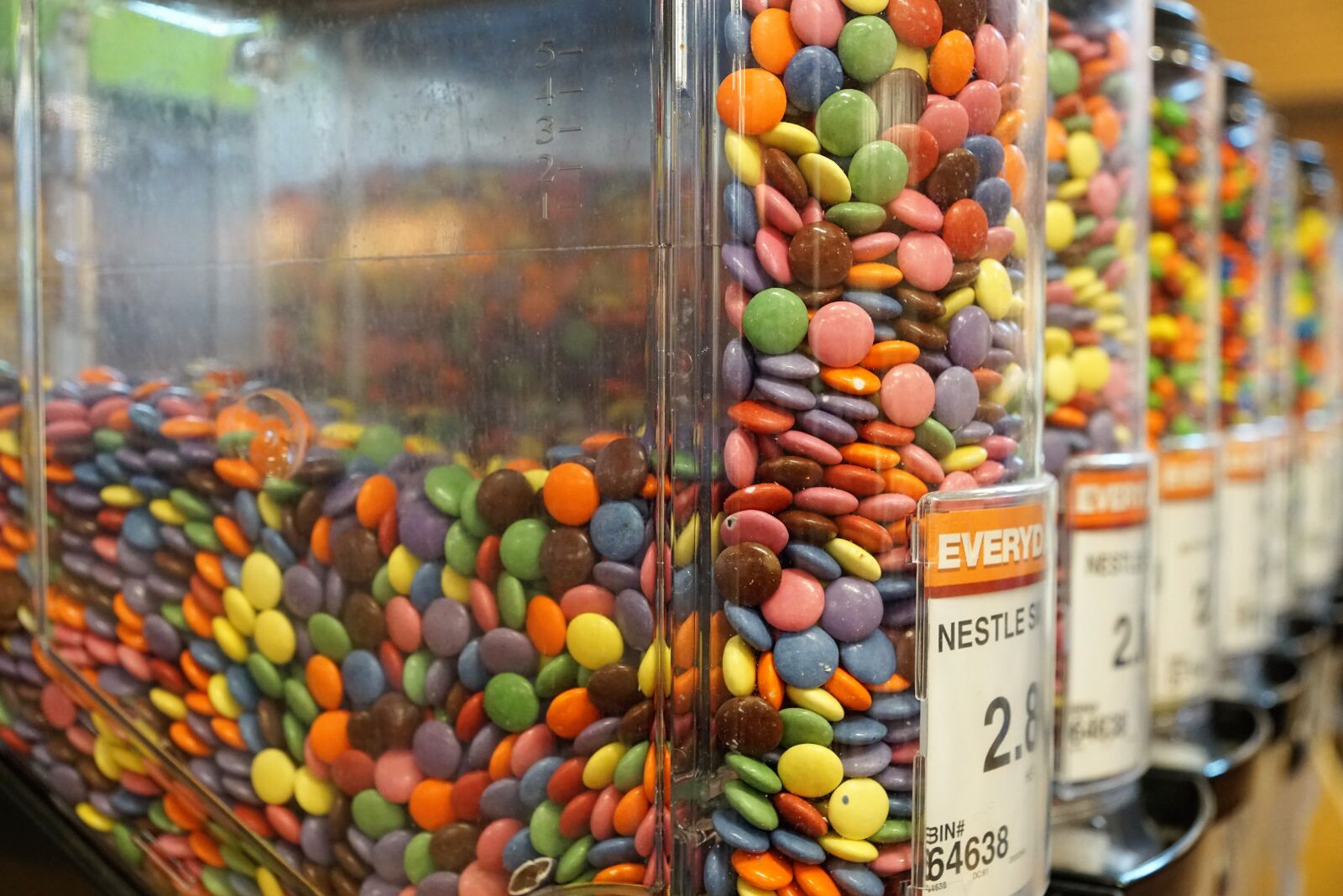 Sony ILCA-77M2 + Sony DT 16-50mm F2.8 SSM sample photo. Candy, automatic, buy photography