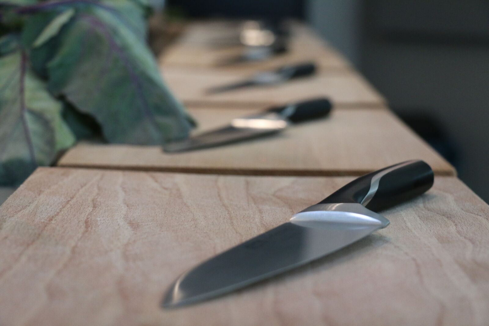 Canon EOS 70D sample photo. Background, kitchen, knife photography