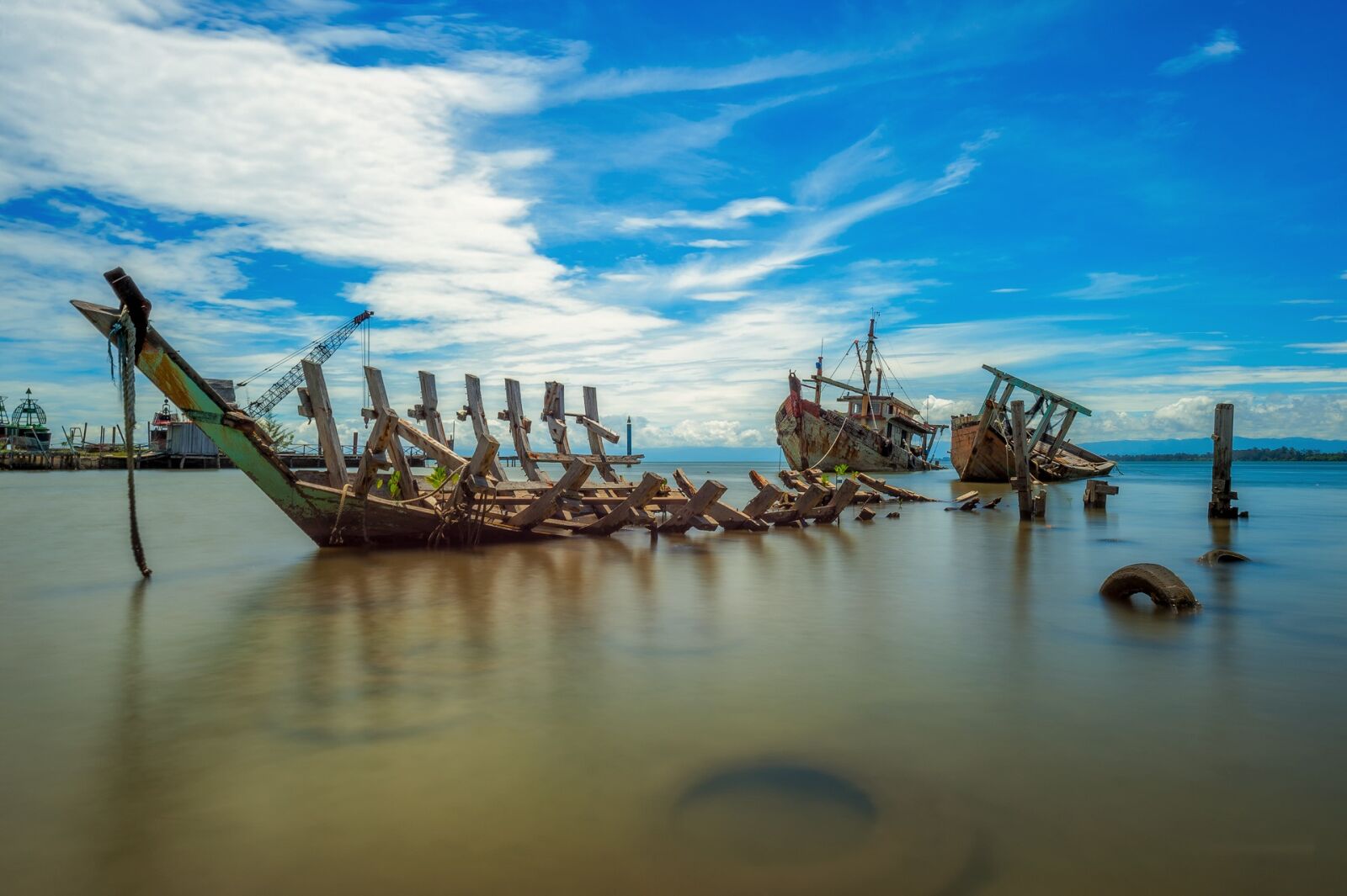 Nikon D700 sample photo. Sunny, day, shipwreck photography