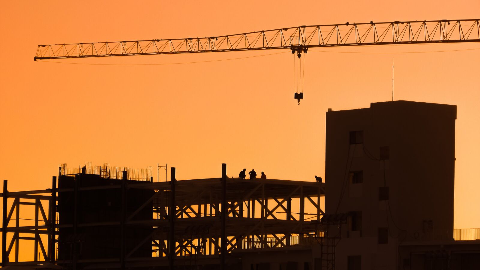 Canon PowerShot SX400 IS sample photo. Construction site, crane, workers photography