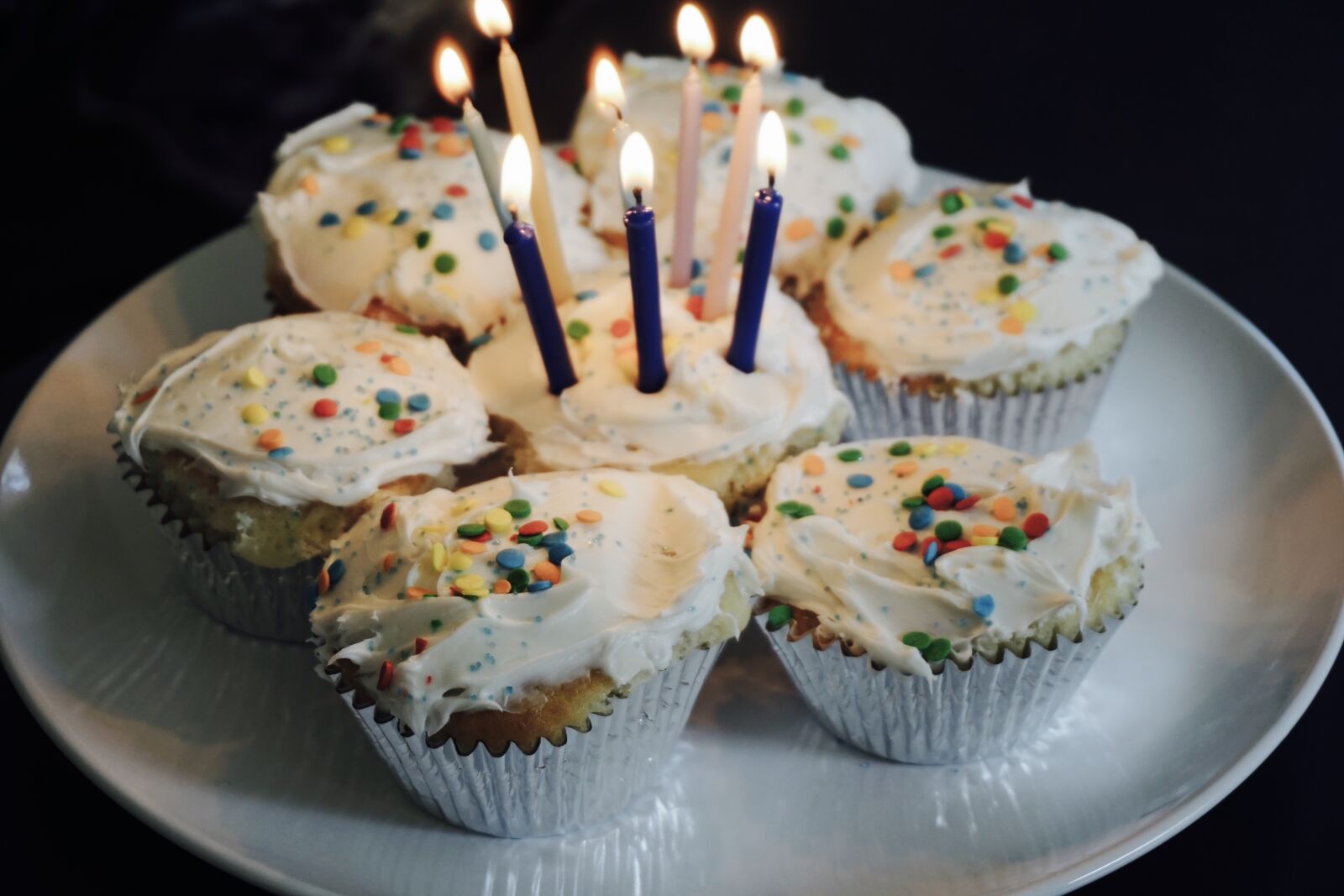Sony a6000 sample photo. Birthday, cupcakes, white frosting photography