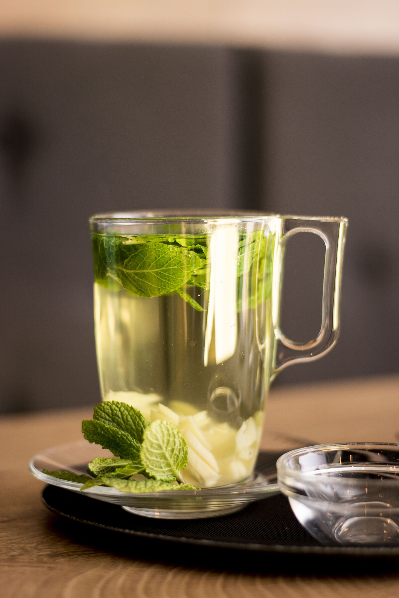 Nikon D5200 sample photo. Tea, mint, coffee shop photography