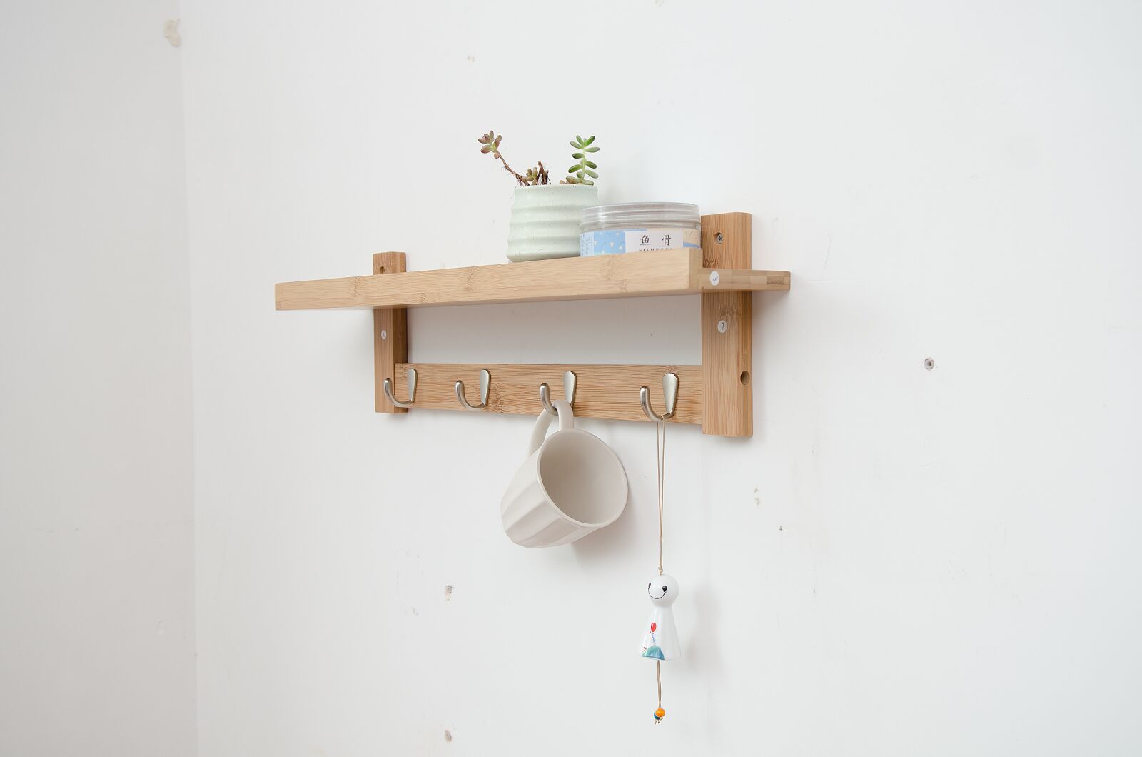 Nikon D7000 sample photo. Coat rack, wall-mounted hook photography