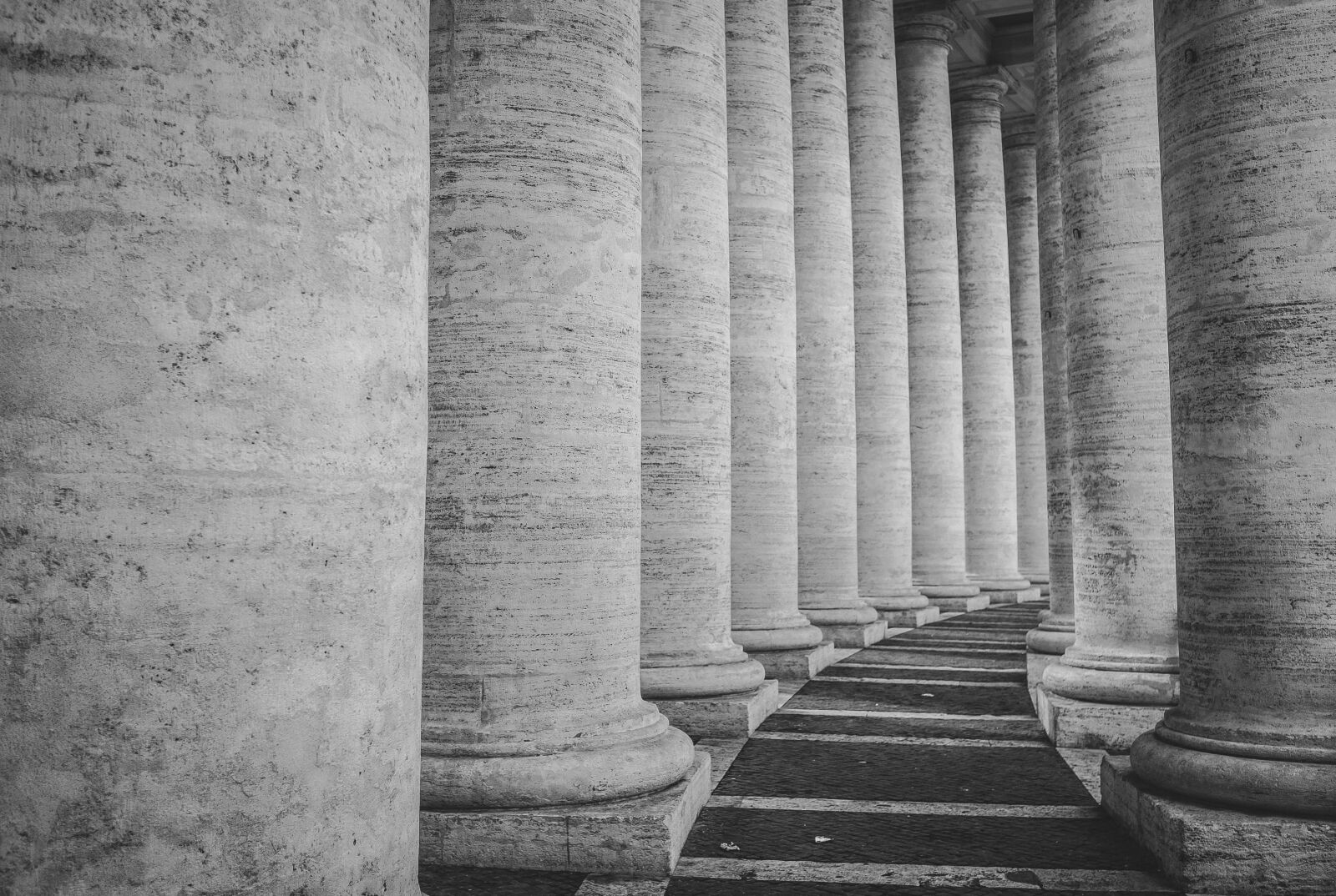 Fujifilm X100F sample photo. Columns, basilica, church photography