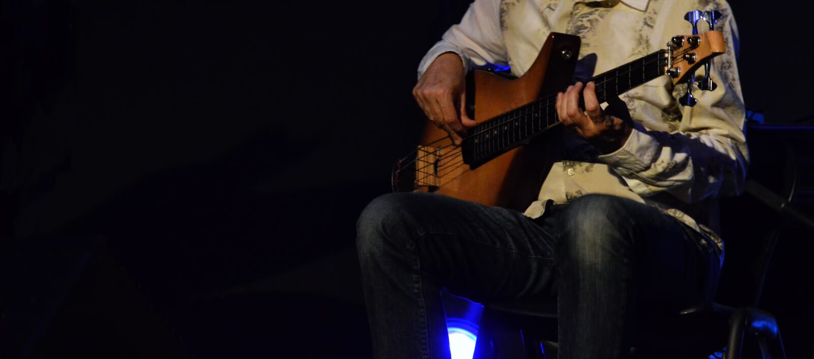 Nikon D3200 sample photo. Low, music, guitar photography