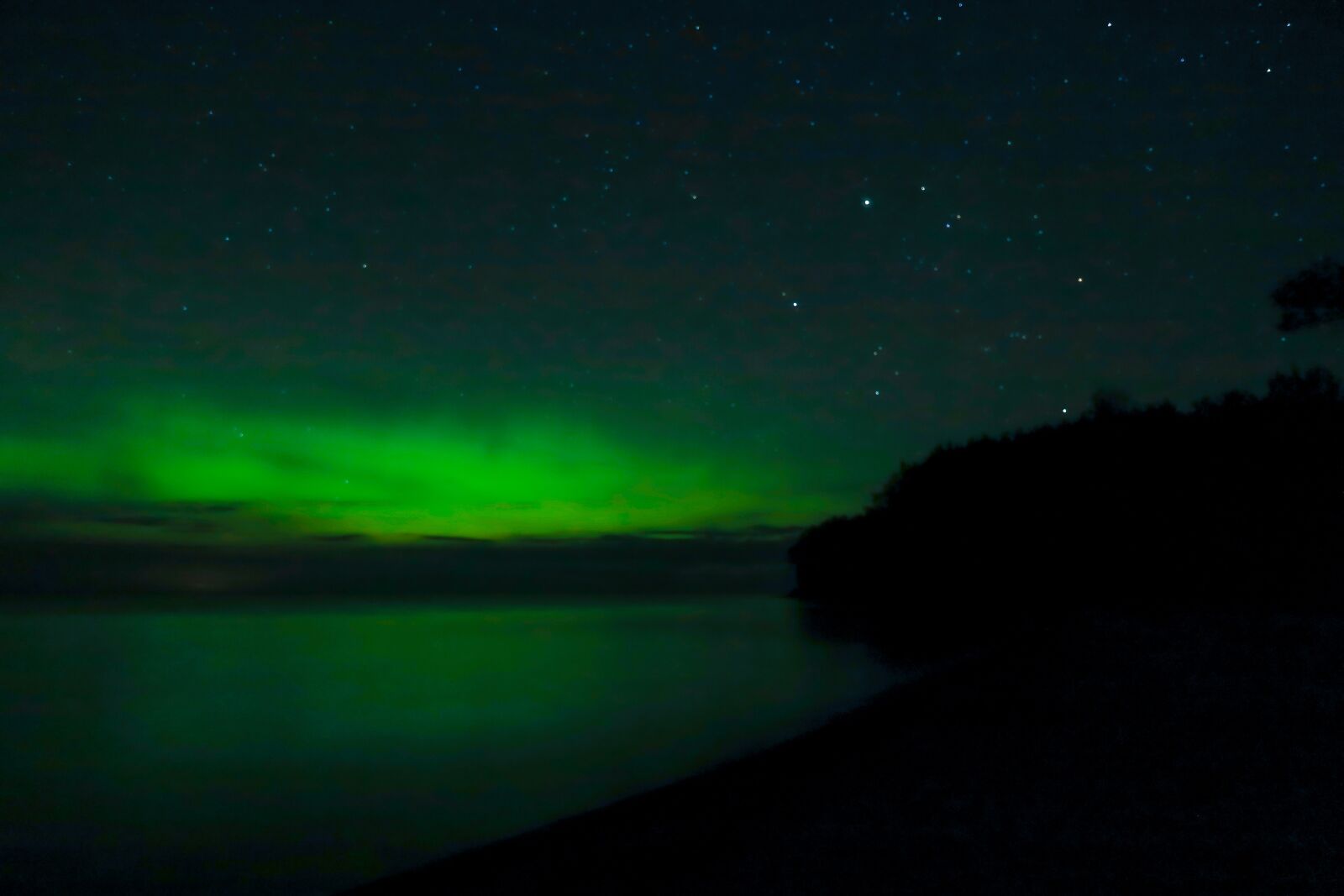 Canon EOS RP sample photo. Aurora, northern lights, lake photography