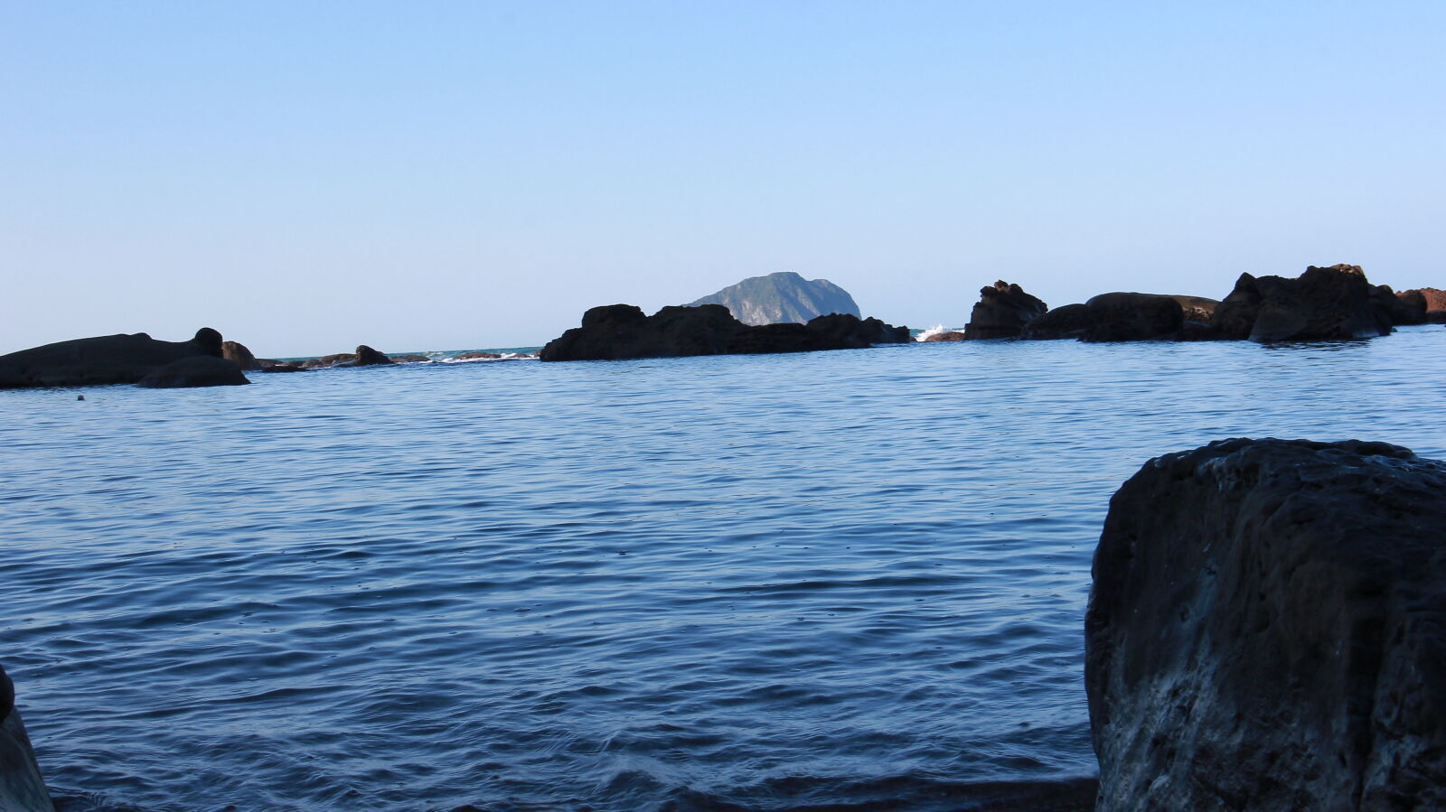 Canon EOS M sample photo. Scenic, view, of, sea photography