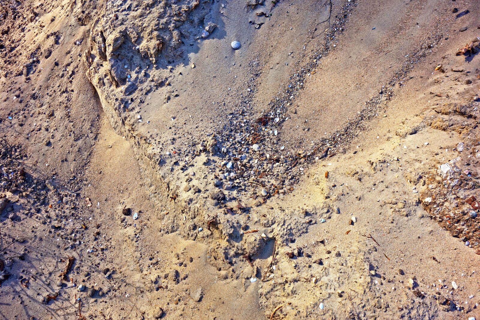 Sony Cyber-shot DSC-RX100 sample photo. Sand, sand heap, material photography