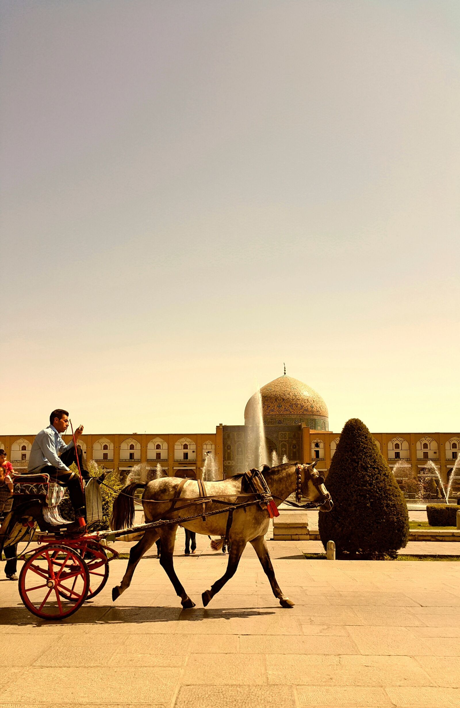 Samsung Galaxy Note4 sample photo. Iran, isfahan, carriage photography