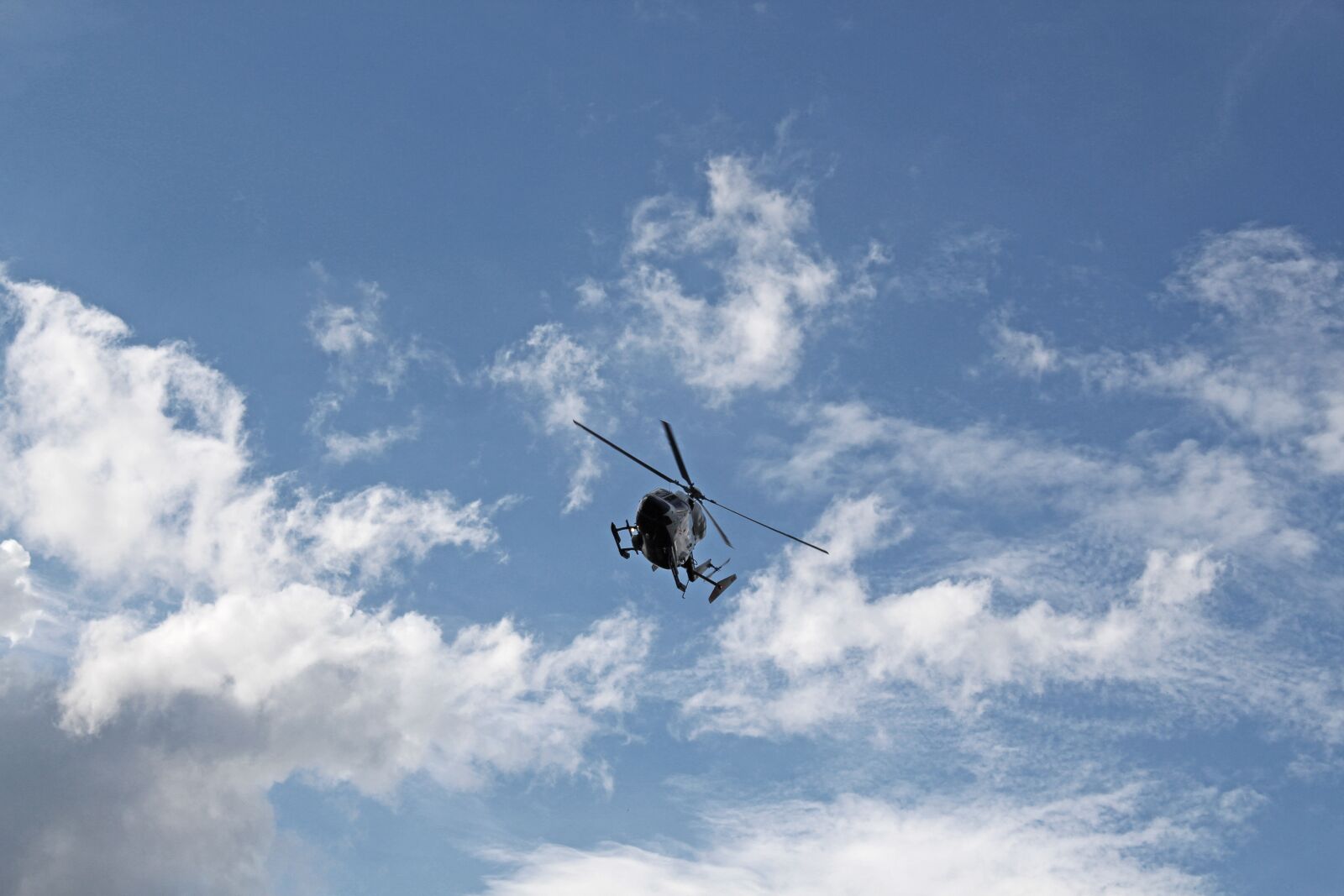 Canon EOS 700D (EOS Rebel T5i / EOS Kiss X7i) sample photo. Civil guard, helicopter, ship photography