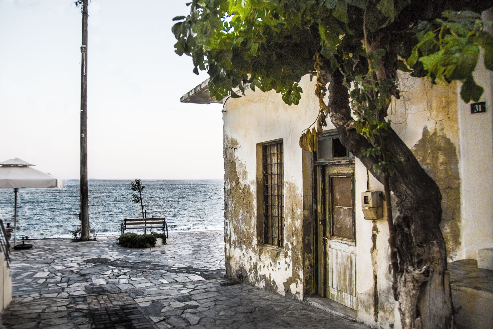 Canon EOS 6D + Canon EF 24-105mm F4L IS USM sample photo. House, old, sea photography