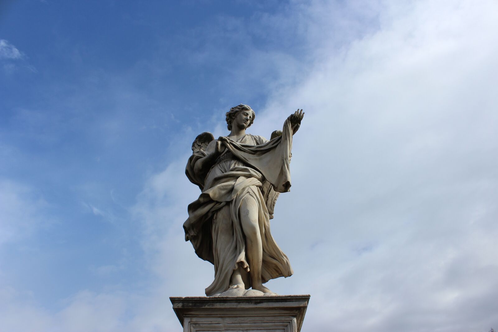 Canon EOS 600D (Rebel EOS T3i / EOS Kiss X5) sample photo. Statue, sculpture, travel photography