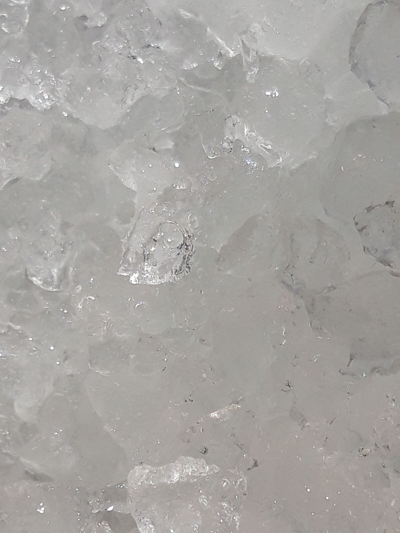 Samsung Galaxy A6 sample photo. Ice, lumps, brilliance photography