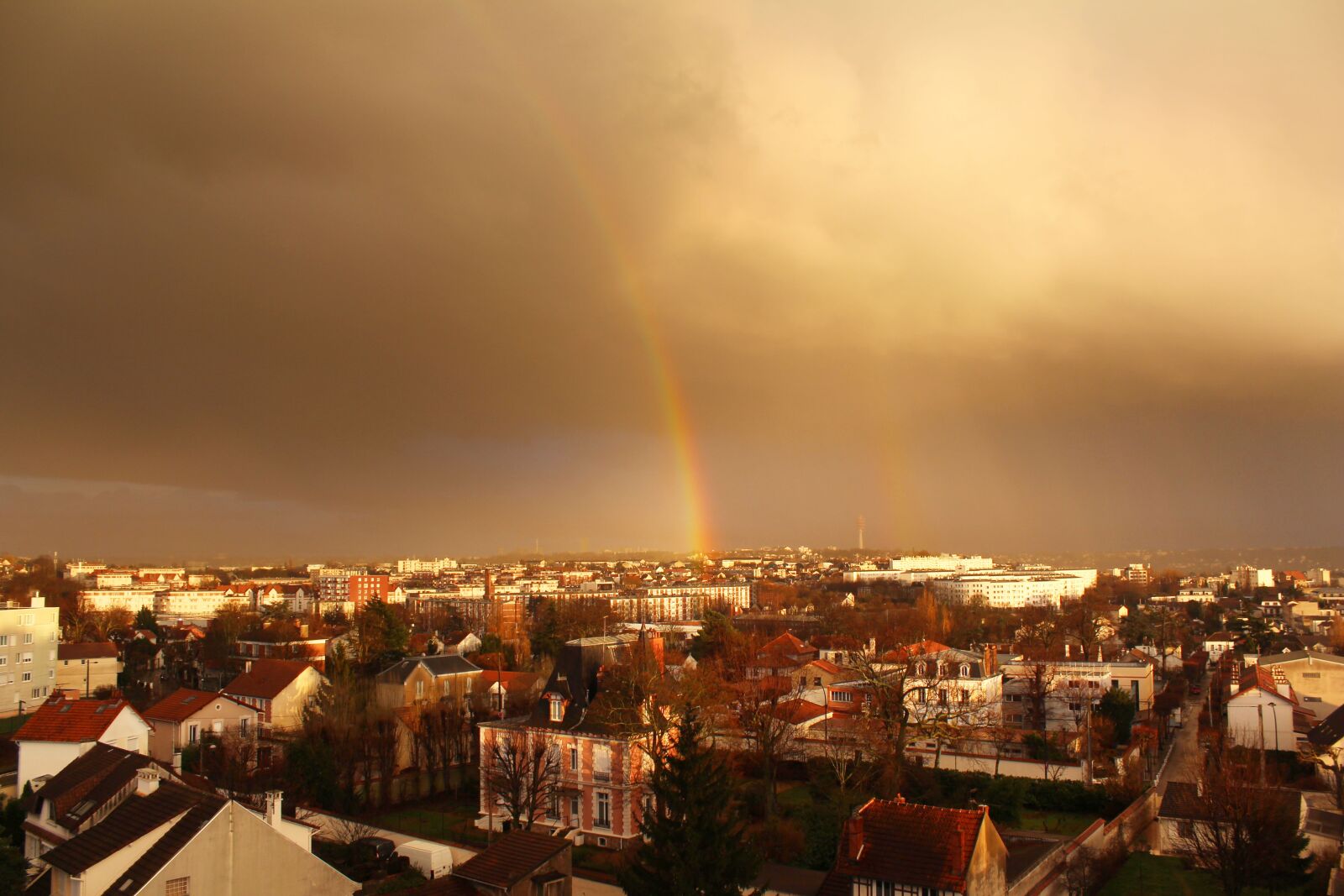 Canon EOS 650D (EOS Rebel T4i / EOS Kiss X6i) sample photo. Rainbow, sunset, sky photography