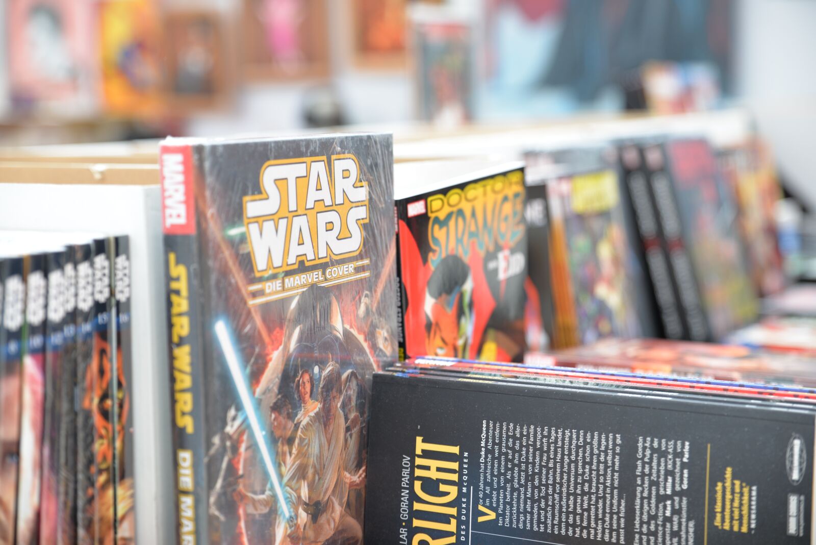 Nikon D610 sample photo. Comic-con, comics, books photography