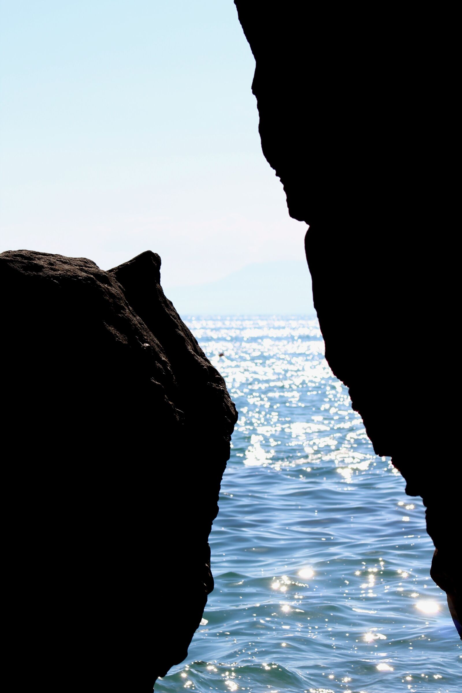 Canon EOS 600D (Rebel EOS T3i / EOS Kiss X5) sample photo. Rocks, sea, ocean photography