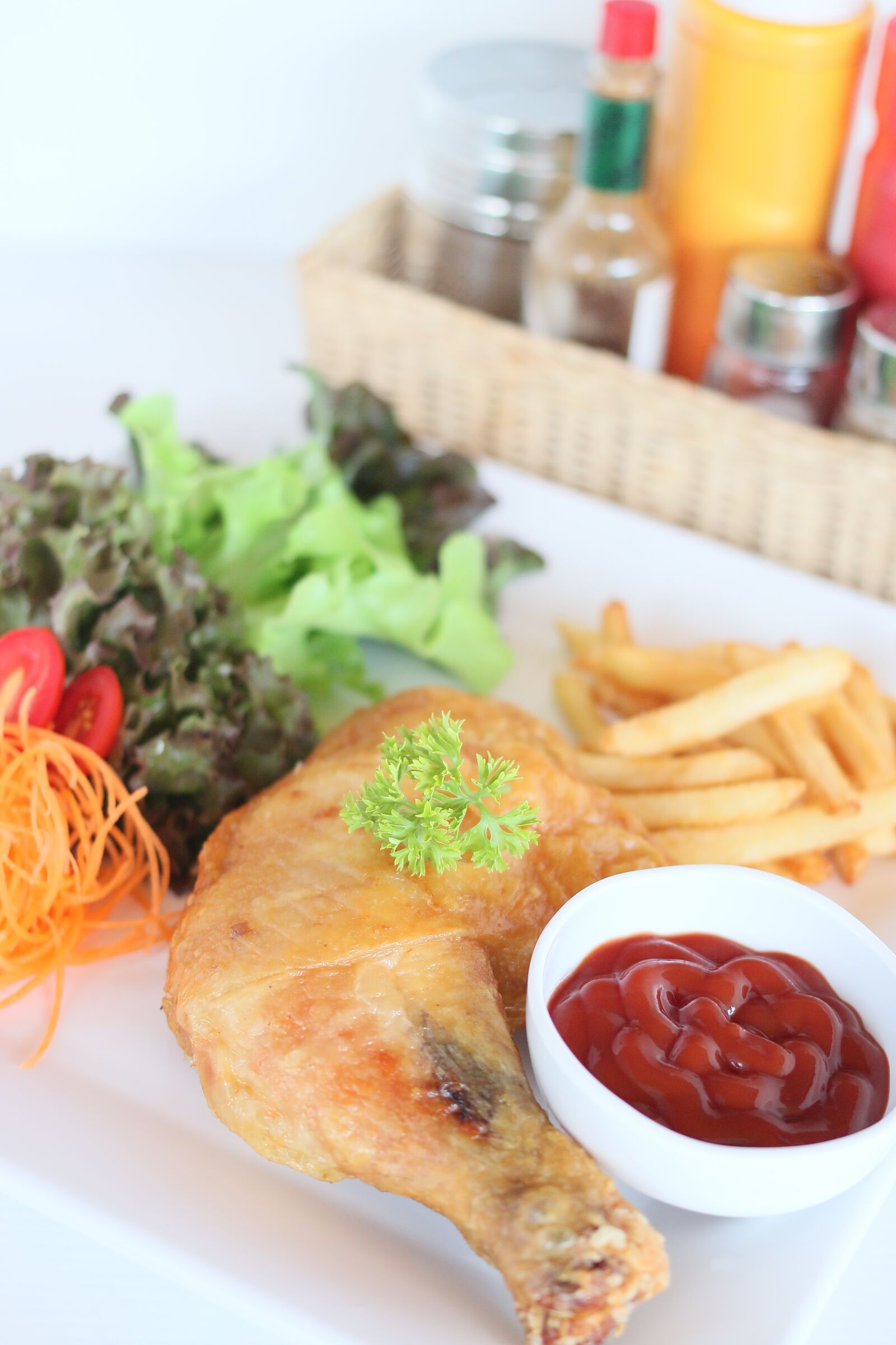 Canon EOS 70D + Canon EF 40mm F2.8 STM sample photo. Chicken, steak, with photography