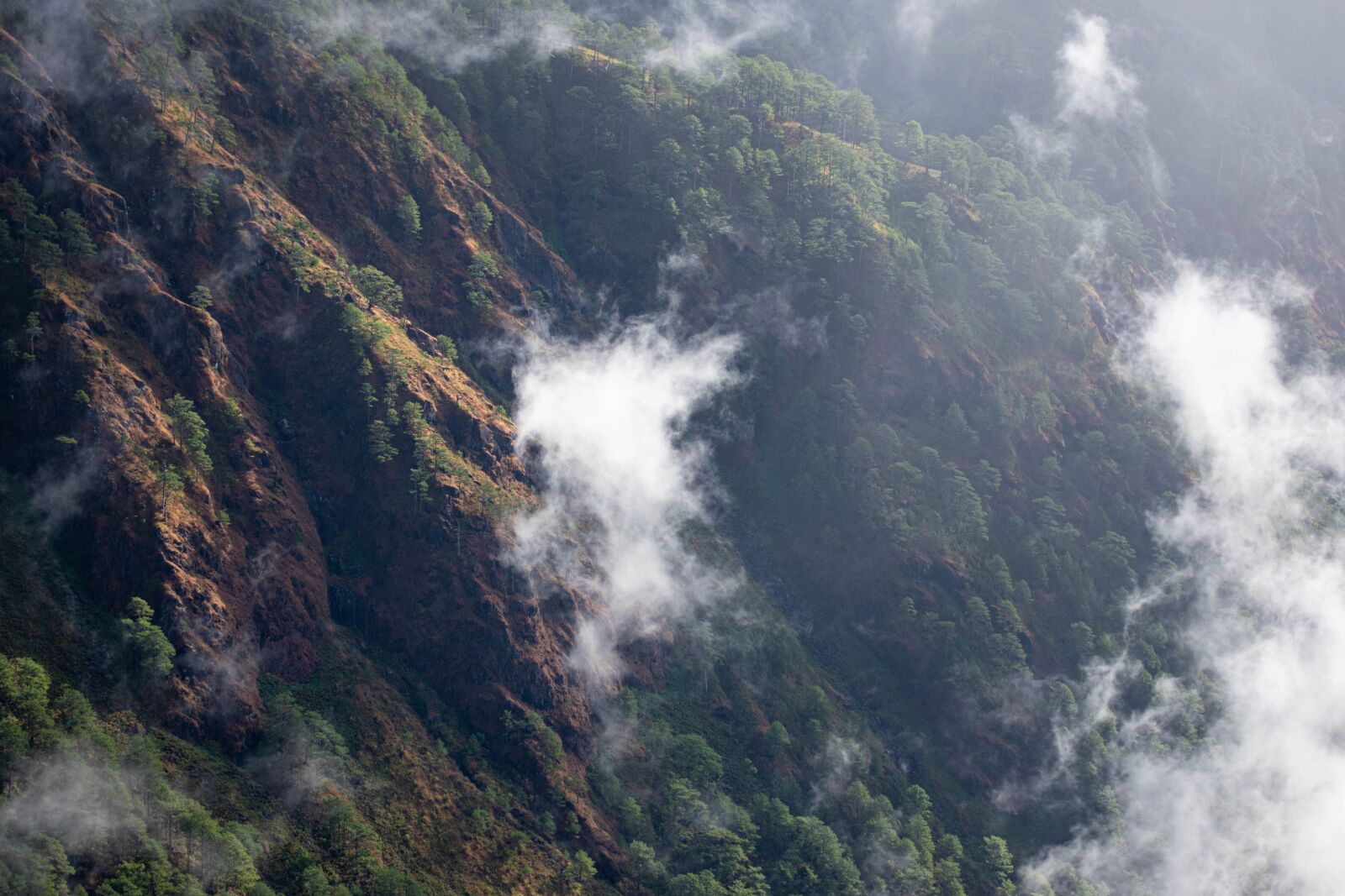 Nikon D3400 sample photo. Mountain side, summit, clouds photography