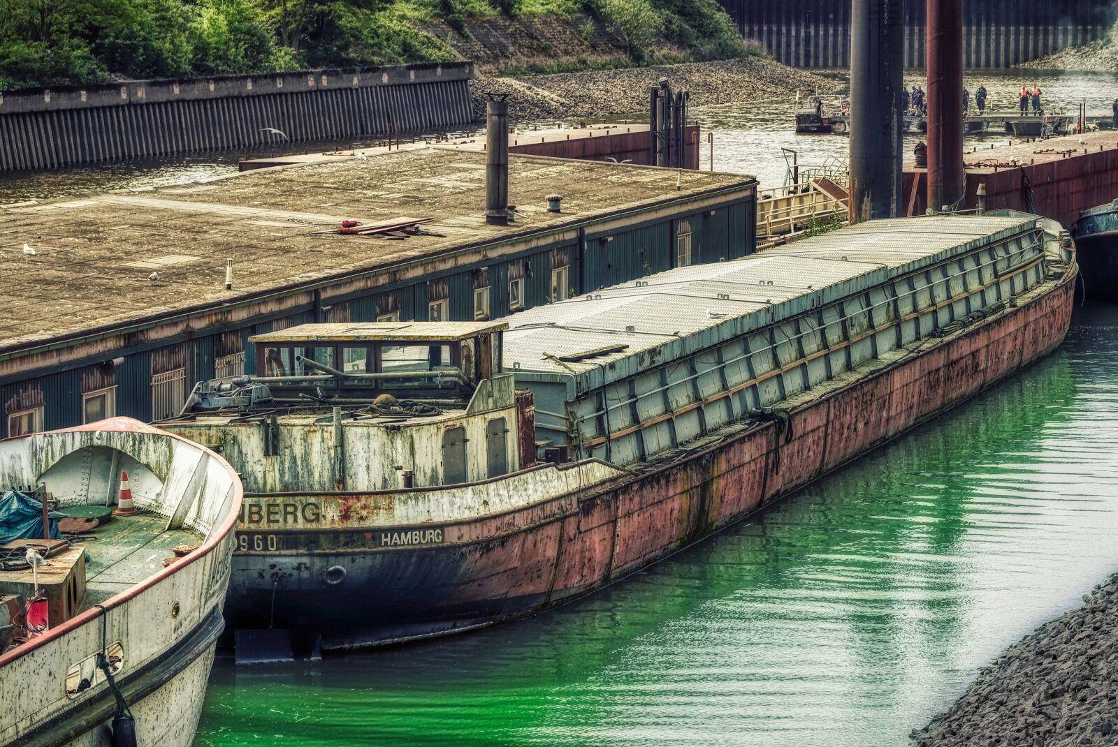Canon EF75-300mm f/4-5.6 sample photo. Ship, barge, water photography