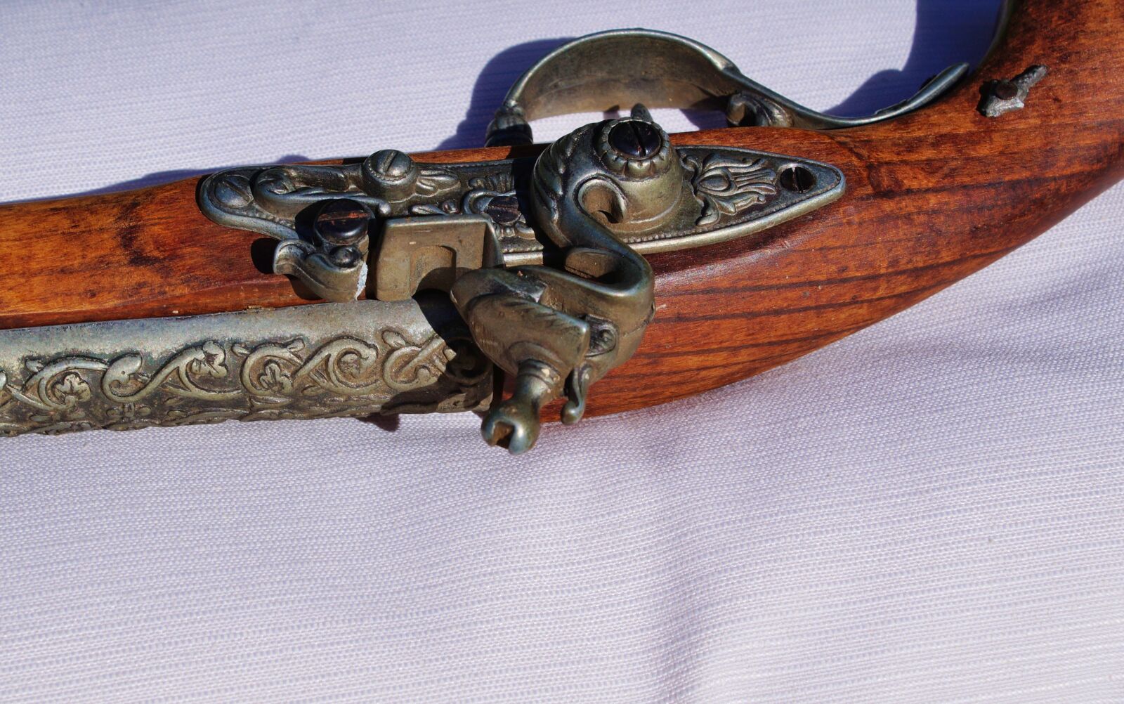 Sony DT 18-70mm F3.5-5.6 sample photo. Pistol, muzzleloader, weapon photography