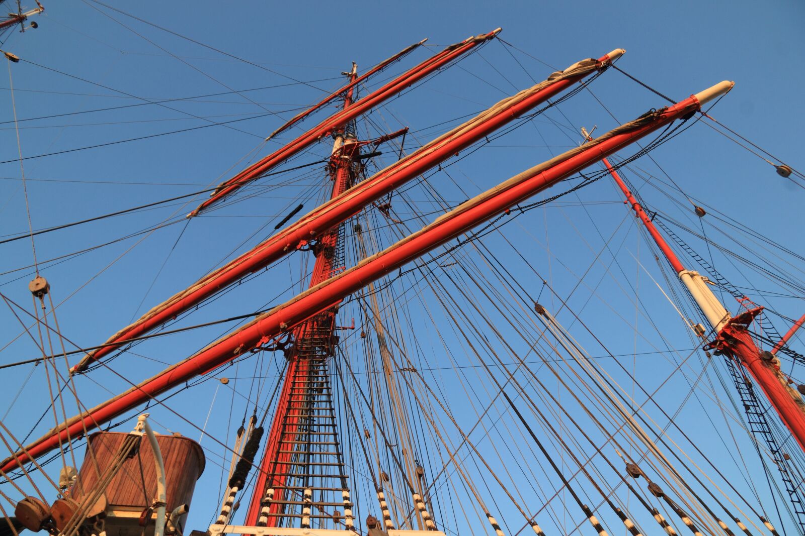 Canon EOS 550D (EOS Rebel T2i / EOS Kiss X4) sample photo. Germany, sedov, sailing photography