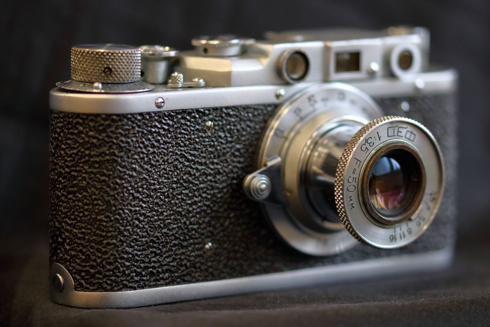 Canon EOS 80D sample photo. Camera, fed, retro photography