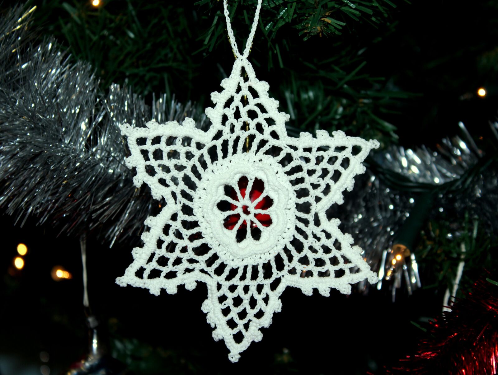 Canon EOS 1200D (EOS Rebel T5 / EOS Kiss X70 / EOS Hi) sample photo. Star, lace, handicraft photography