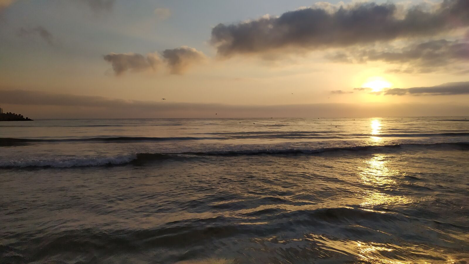 Xiaomi Redmi Note 7 sample photo. Sky, beach, morning photography