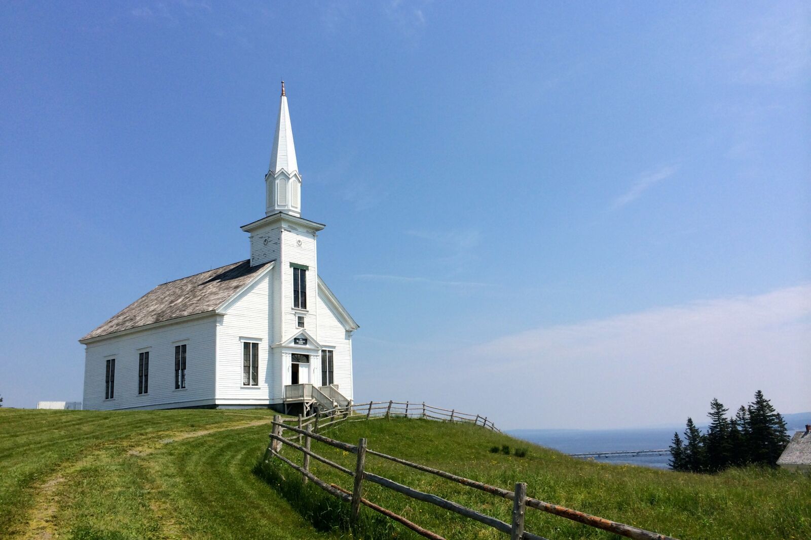 Apple iPhone 5s sample photo. Church, horizon, healing photography