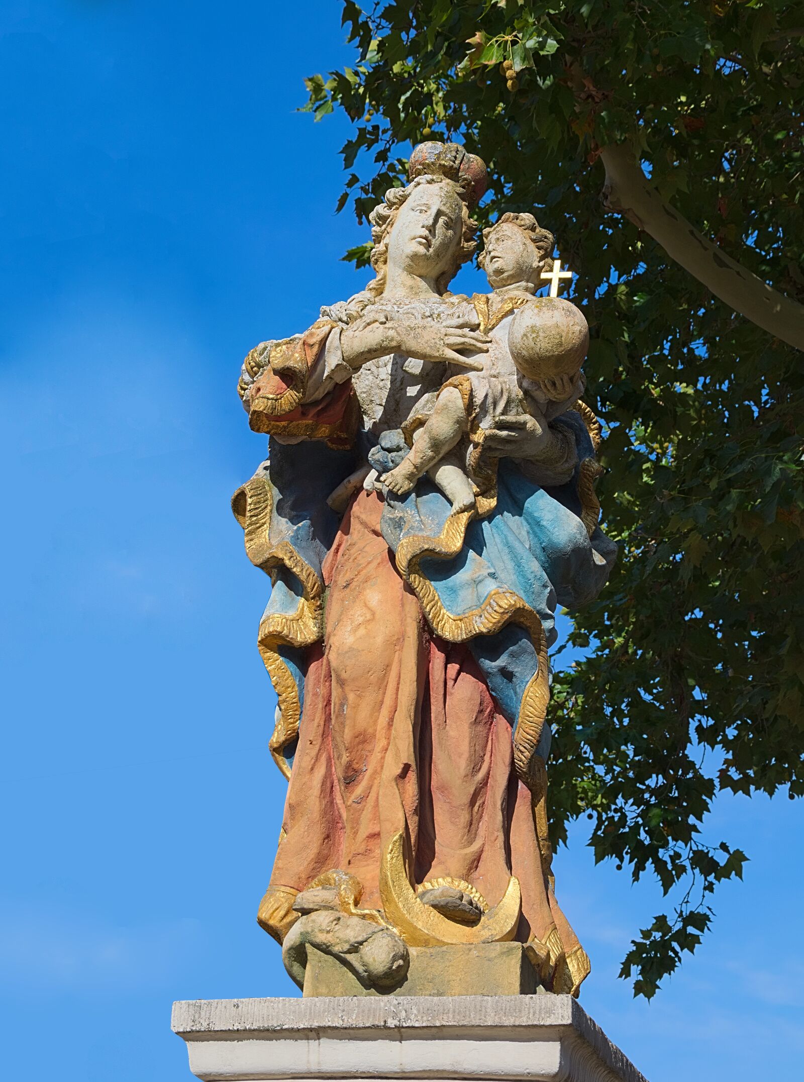 Nikon D3300 sample photo. Statue, stone, colorful photography