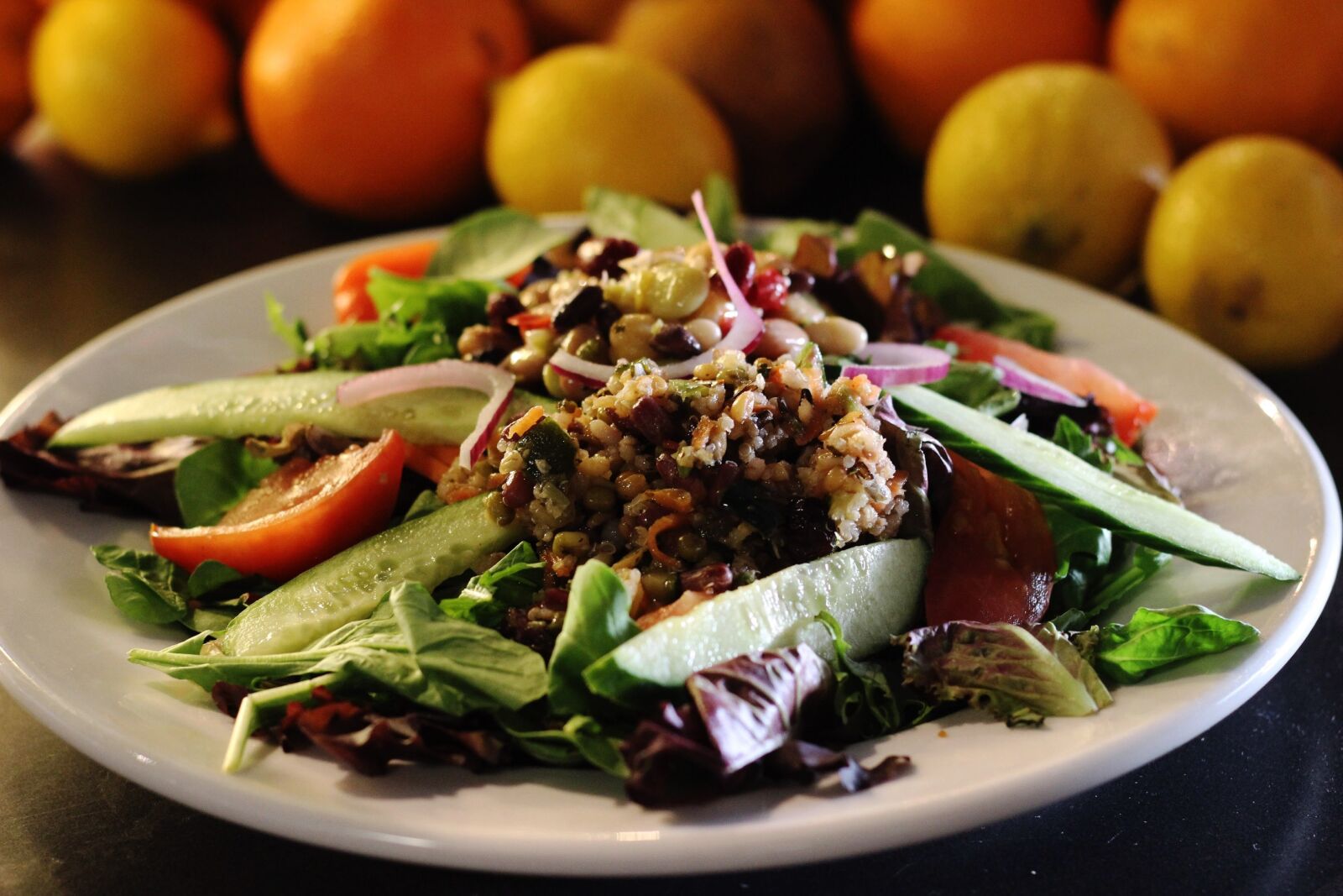 Canon EOS 600D (Rebel EOS T3i / EOS Kiss X5) sample photo. Quinoa, salad, healthy photography