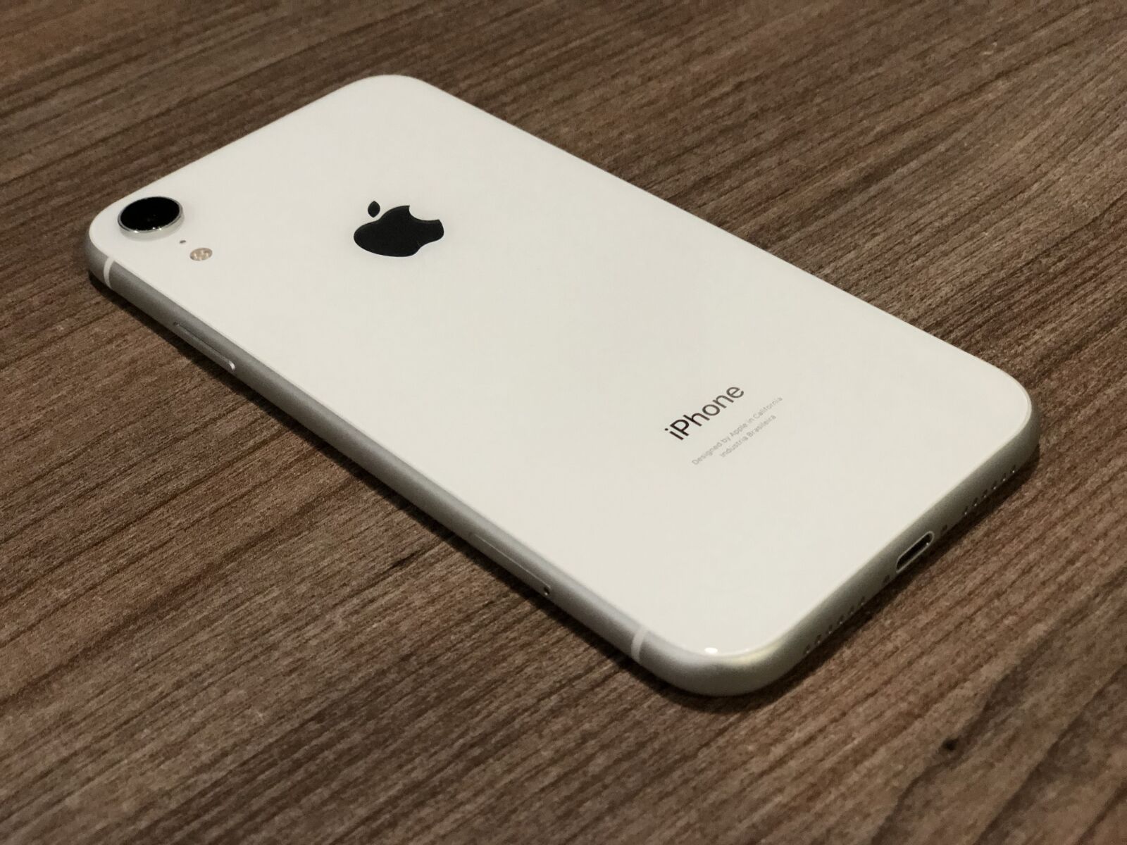 iPhone X back dual camera 6mm f/2.4 sample photo. Iphone, on off, cellular photography